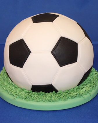 kinder verjaardagstaarten,voetbal taart