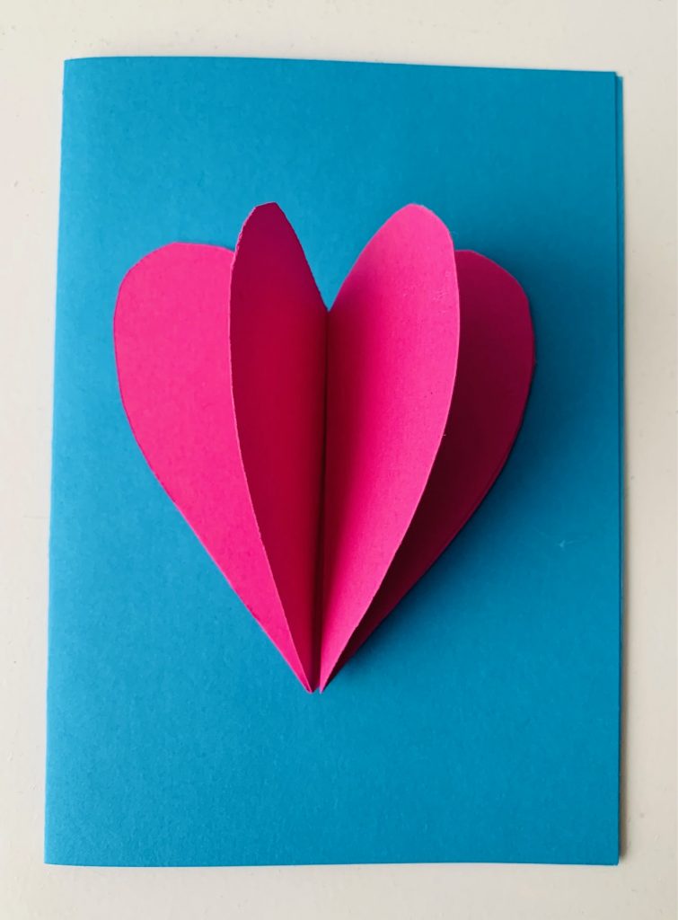 valentijnsdag kaart knutselen,idee valentijnsdag kaart,idee tip valentijnsdag,zelf een kaart knutselen,kaarten maken
