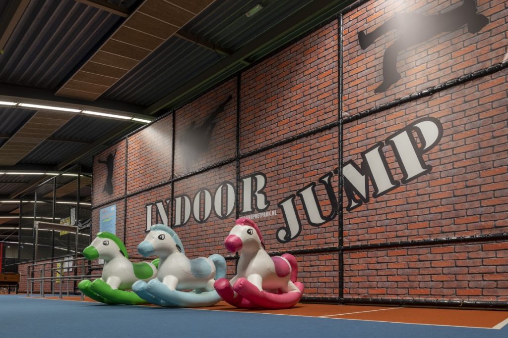 indoorpretpark maassluis,indoor speeltuin rotterdam,trampoline park rotterdam