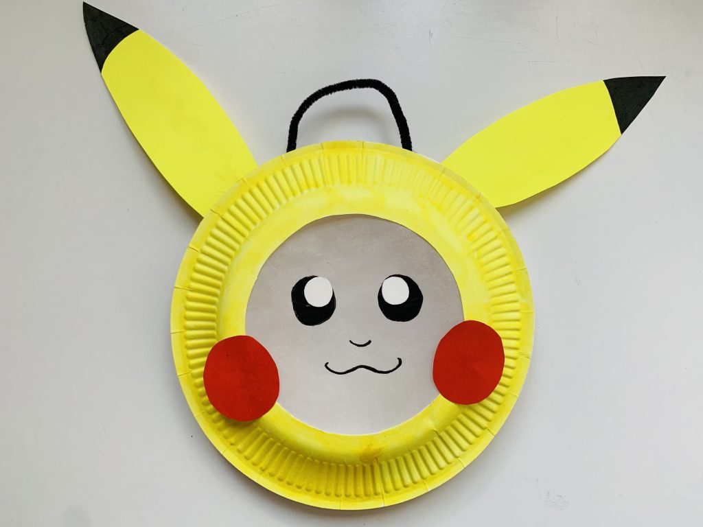pikachu lampion knutselen van papieren bordjes